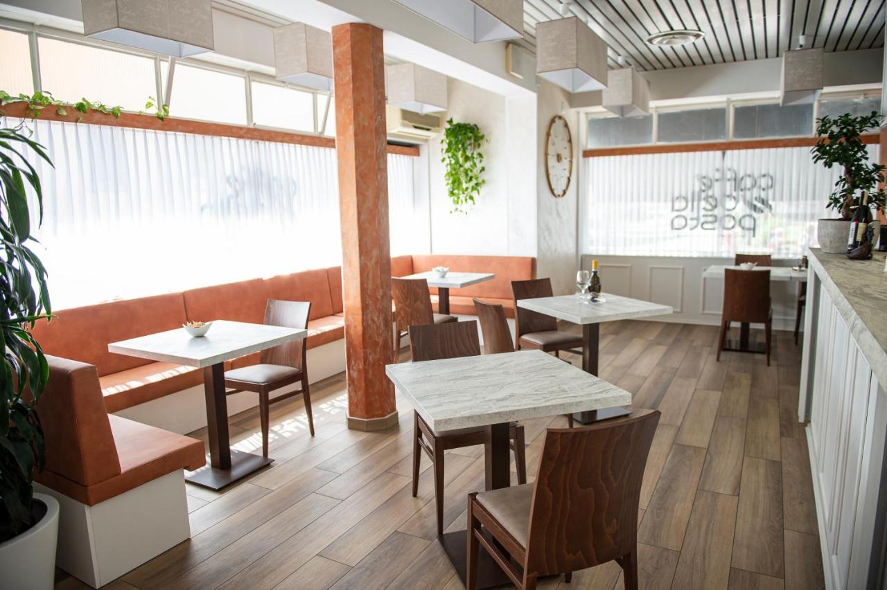 Garni Moderno Hotel Bellinzona Exterior photo